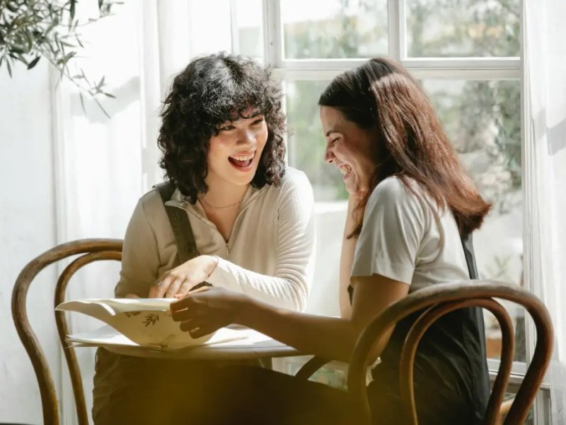 5 astuces pour avoir des conversations plus impactantes&nbsp;🗣️✨