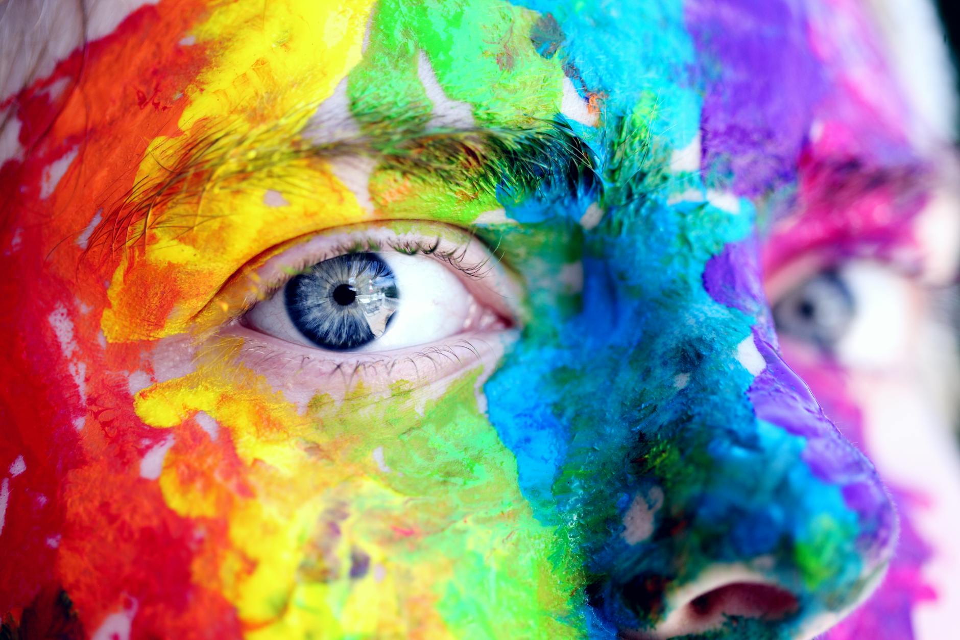 Comment les couleurs influencent notre moral ? 🌈🧠