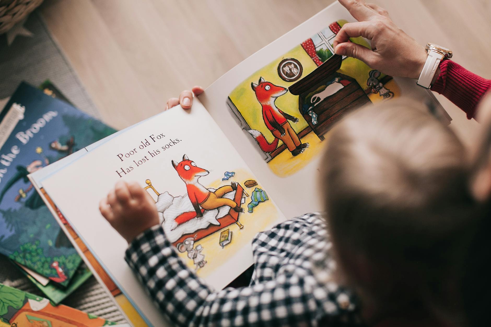 Comment occuper les enfants sans écran ? Les livres audio à la rescousse