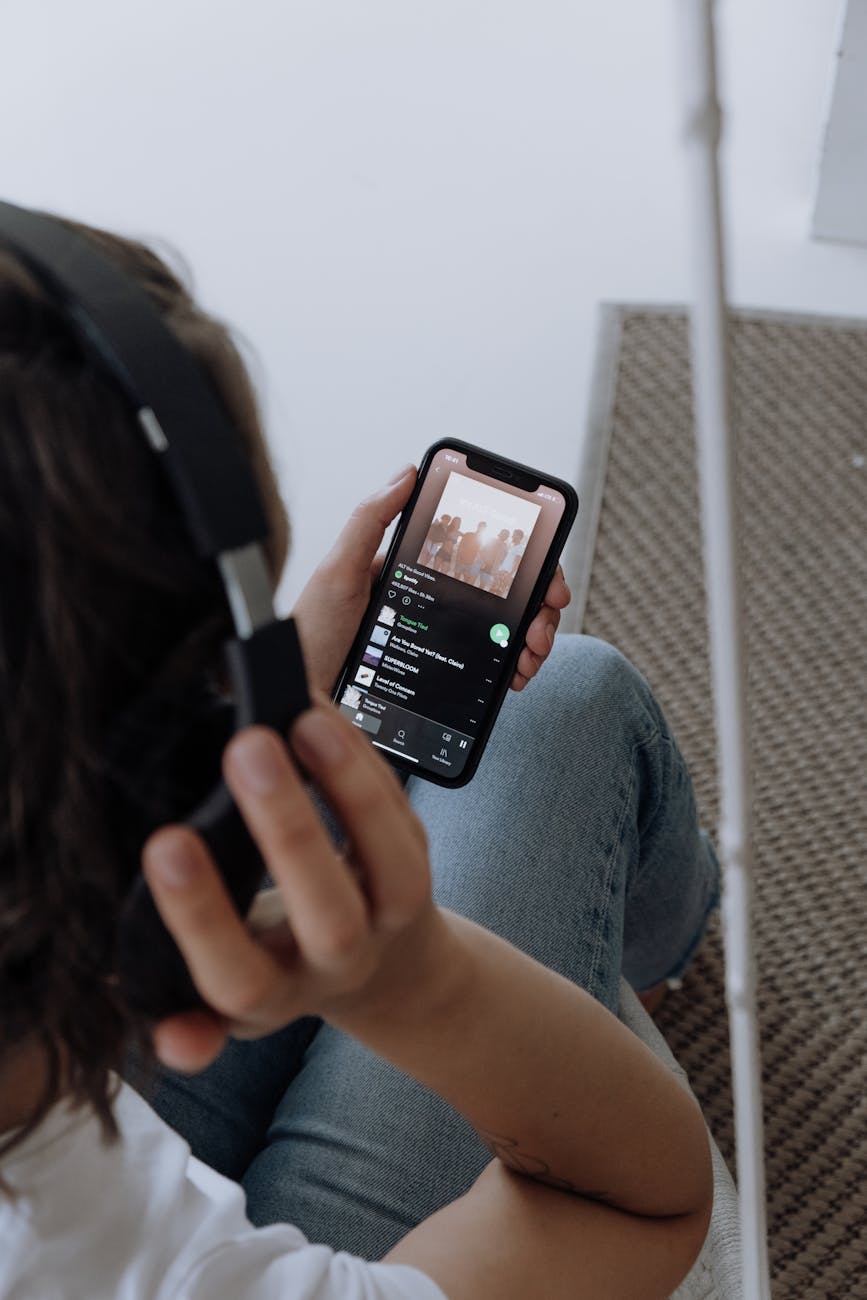 Top 3 des applications pour écouter de la musique : Le match des géants du streaming ! 🎶