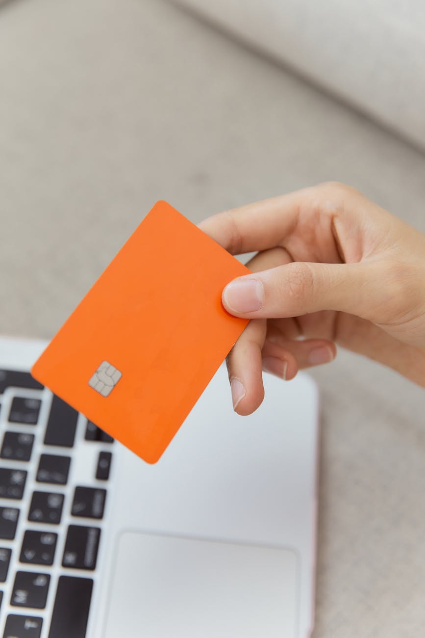 La carte Fortuneo : choix, avantages et conditions d’une carte gratuite