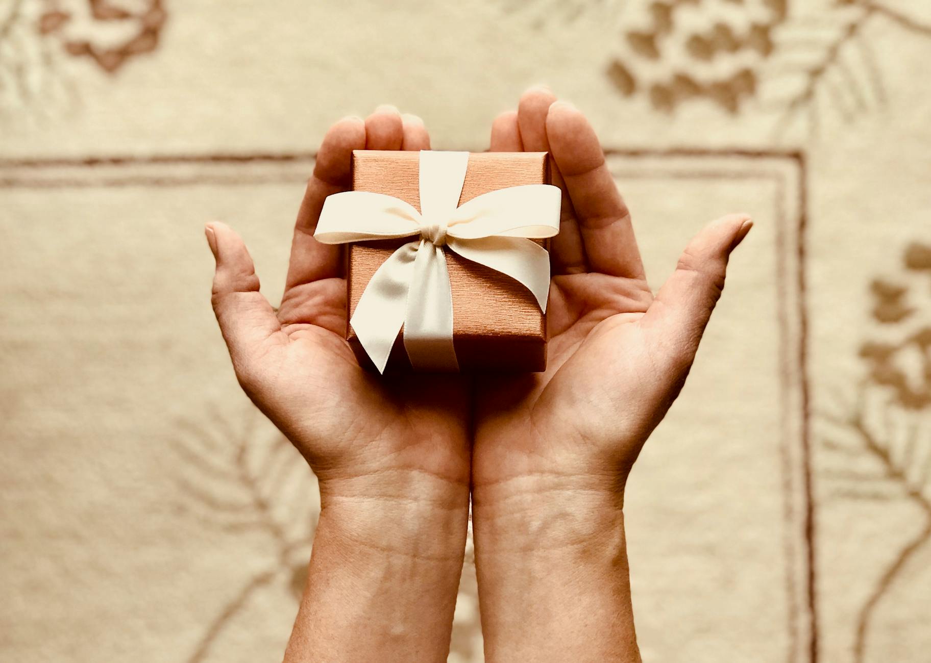 Cadeaux 10 euros Amazon : 5 idées élégantes et universelles qui plaisent à tous