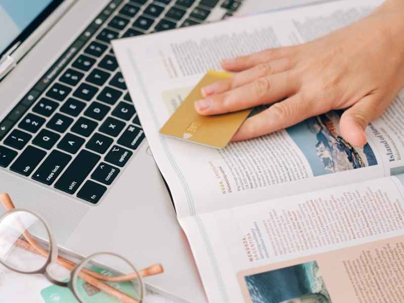 Carte Gold Crédit Agricole : une vraie carte premium… mais payante ? Comparatif avec la Gold gratuite&nbsp;Fortuneo